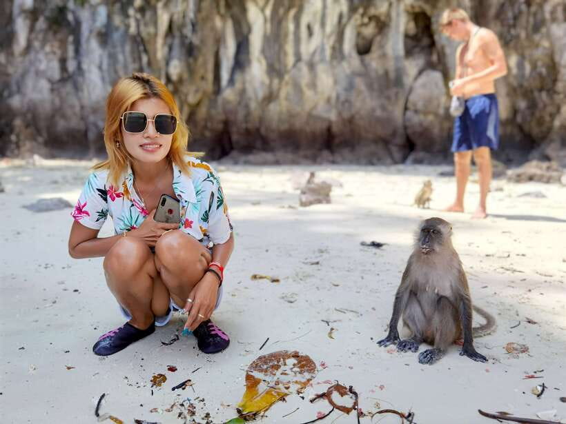 Phi Phi: Half-Day Speedboat Tour with Maya Bay & Snorkel - Monkey Bay: a short wildlife stop