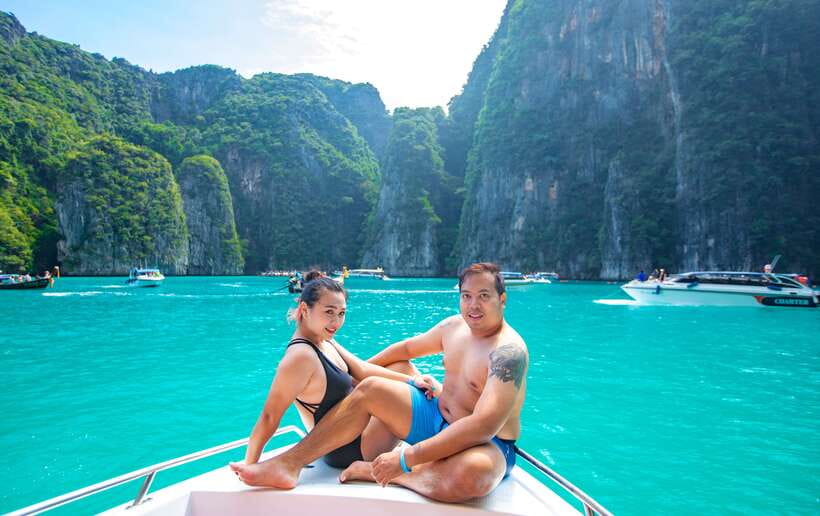 Phi Phi Highlight: Full-Day Island by Speedboat or Catamaran - The Morning Transfer and Safety Briefing