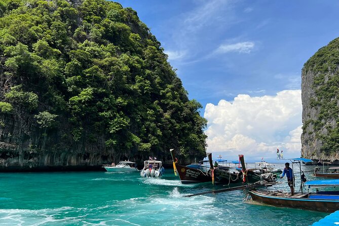 Phi Phi Island Adventure Day Tour from Phuket Speedboat/Catamaran - Pileh Bay and the best chance to swim