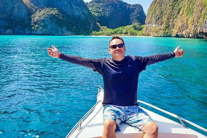 Phi Phi & Khai Islands Speedboat Tour from Phuket with Snorkeling - Phi Phi Don Lunch: A Practical Midday Break