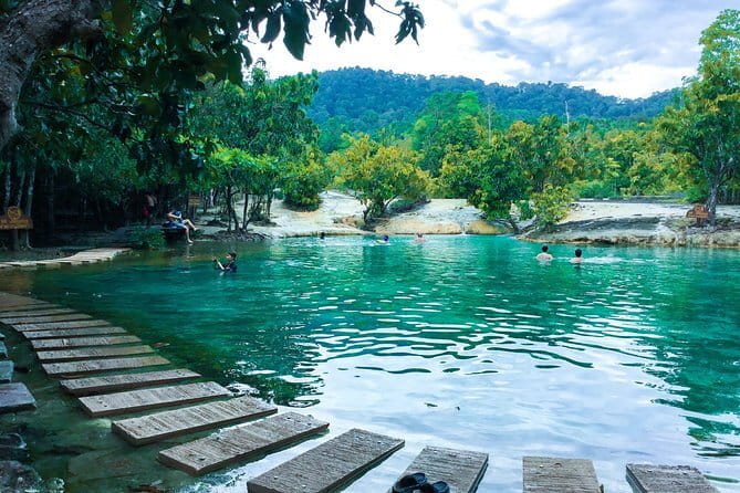 Phi Phi, Maya, and Bamboo Island Speedboat Tour from Krabi - Lunch and free time on Phi Phi Don