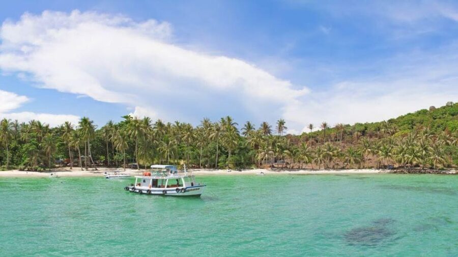 Phu Quoc: 4 Island Hopping, Speedboat, Cable Car, Water Park - Starting in Duong Dong at 8:30