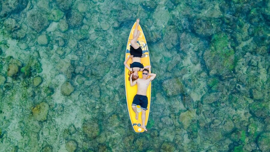 Phu Quoc: Experience Phu Quoc islands by speedboat - Boarding the covered-canopy canoe