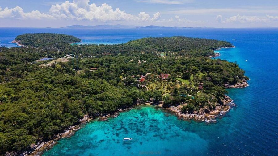 Phuket: Coral & Racha Islands Day Trip By Speedboat - What this Phuket island trip is really like