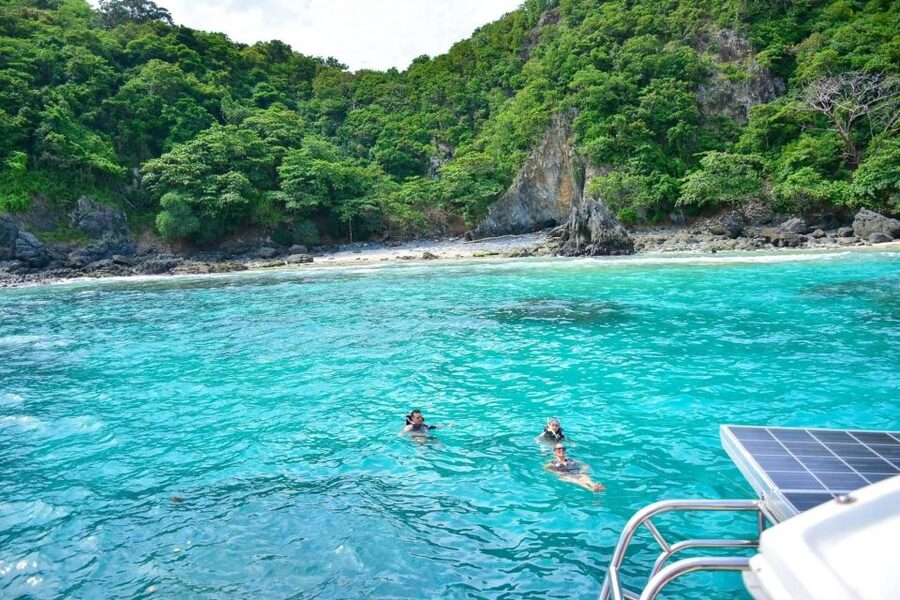 Phuket: Coral & Racha Islands Day Trip By Speedboat - The speedboat ride to Racha Island
