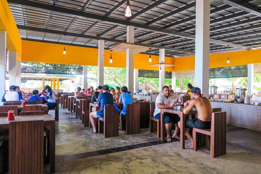 Phuket: Coral & Racha Islands Day Trip By Speedboat - Guides, safety, and the feel of the day