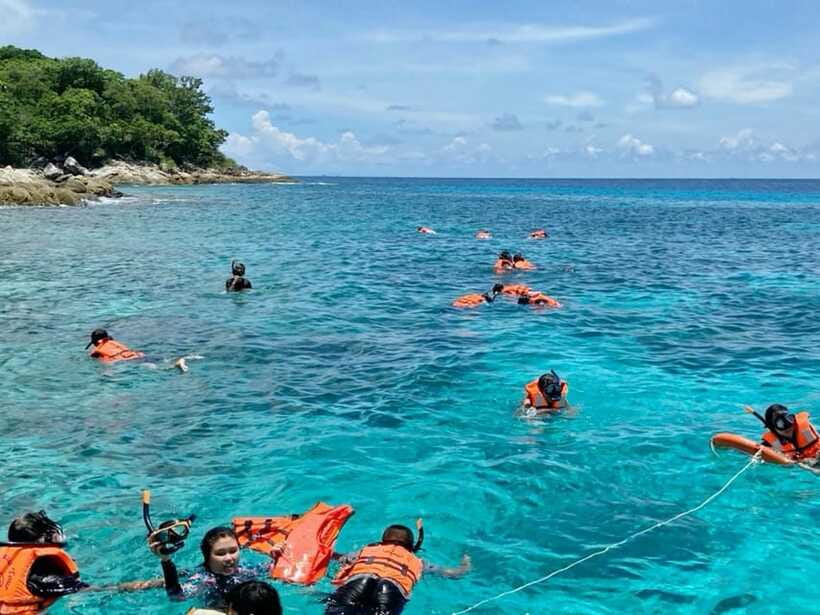 Phuket: Day Trip to Coral and Racha Island by Speedboat - The return trip to Chalong Pier