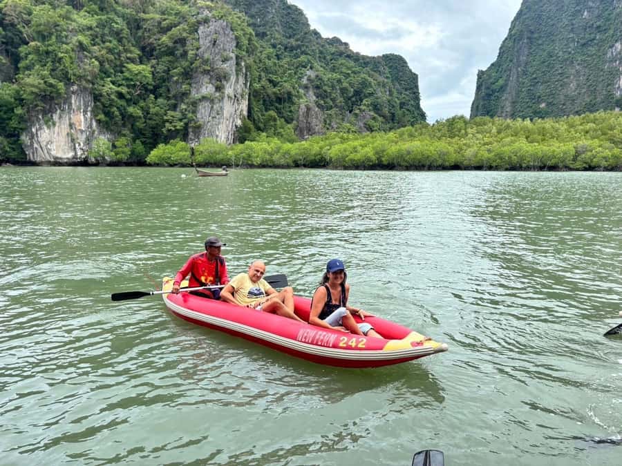 Phuket: James Bond 5 Islands Speedboat Tour with Lunch - Hong Island by canoe, not by crowded beach