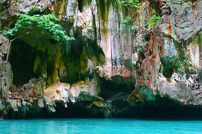 Phuket: James Bond Island by Premium Speedboat with Lunch - Ko Panyi lunch and a walk through the stilt village