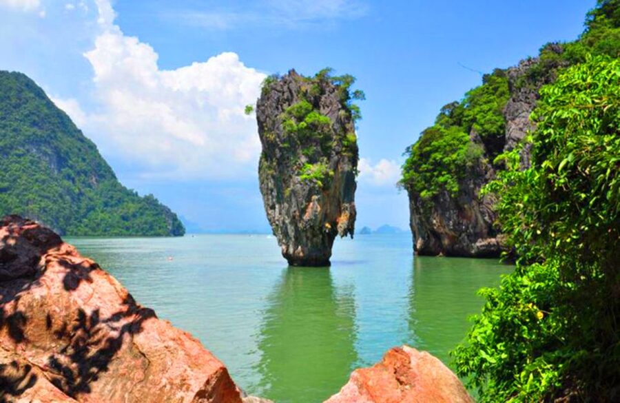 Phuket: James Bond Island Private Speedboat Charter Tour - Hong Island caves and mangrove canoeing