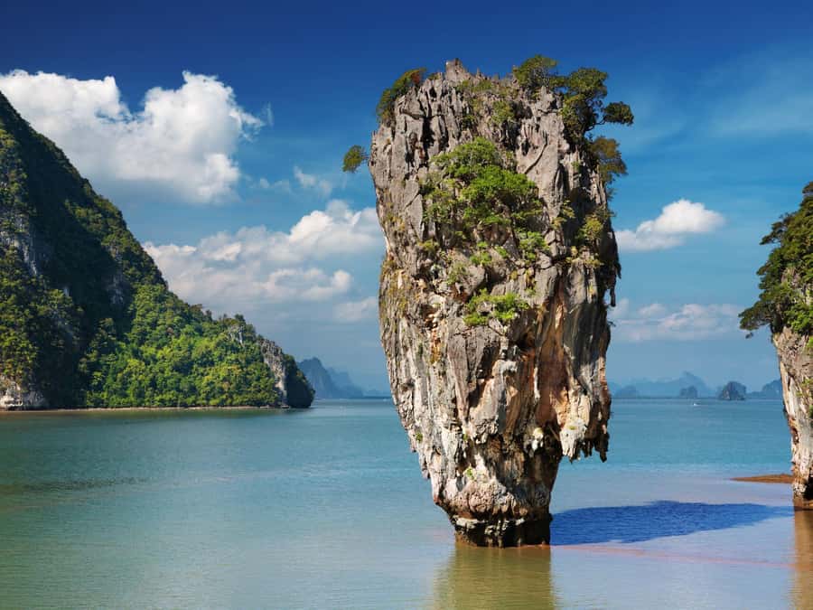 Phuket: James Bond Island Speedboat Tour with Canoeing - Panak Island’s caves and unusual rock shapes