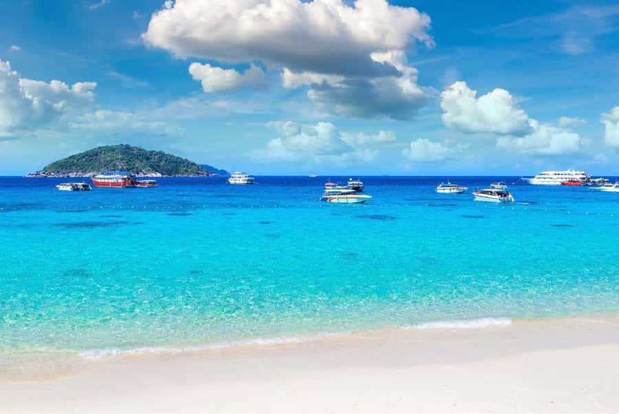 Phuket/Khao Lak: Similan Islands Speedboat Tour with Lunch - Similan Island and the walk to Sailboat Rock