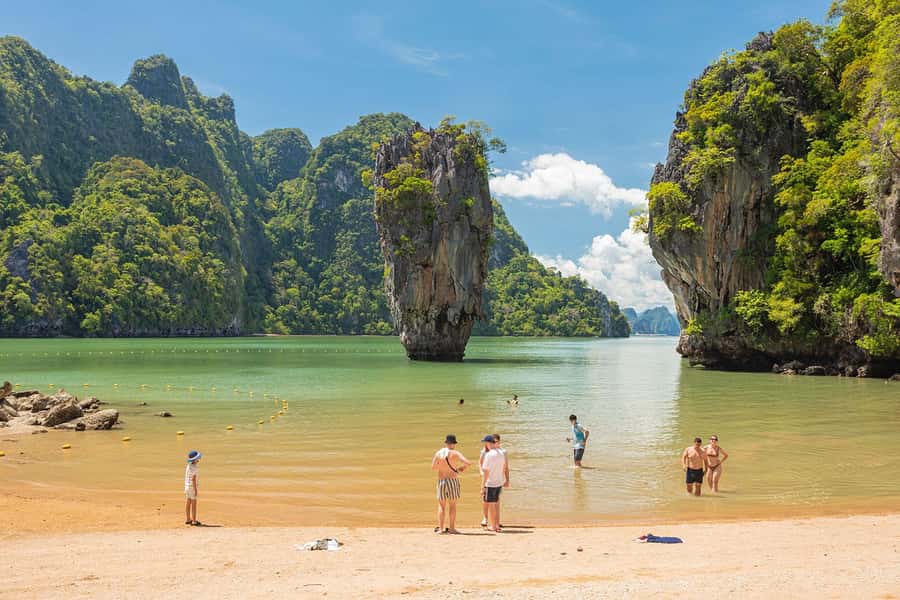 Phuket: Lazy Khao Phing Kan & Yao Islands Speedboat Day Tour - Sandbank Beach and Leam-Haad on Yao Island