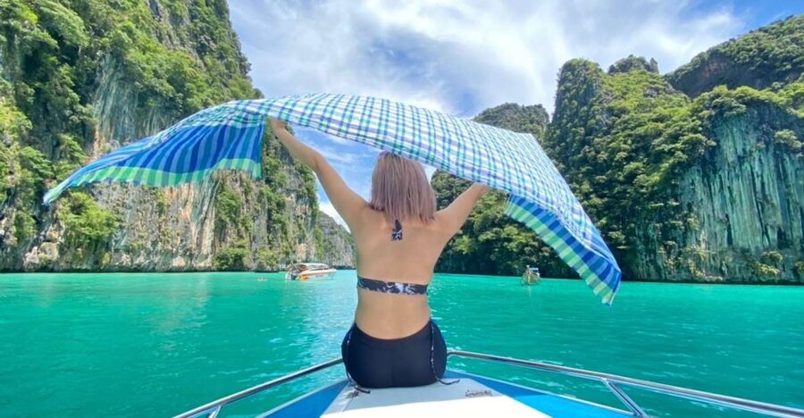Phuket: Phi Phi & Khai Island Private Speedboat Charter Tour - A private speedboat changes the rhythm