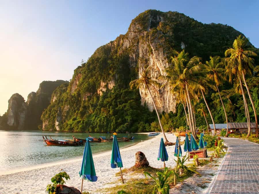 Phuket; Phi Phi, Maya Bay, Bamboo or Khai Island Speedboat - Lunch and a short break at Phi Phi Don