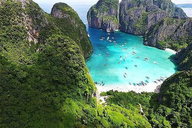 PHUKET: Phi Phi-Maya-Yao Yai-Khai Island by Speed Boat with Lunch - Phi Phi Leh and Pileh Lagoon are the scenic center