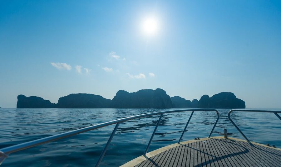 Phuket: Phi Phi Pileh Lagoon Bamboo Island by Speed Boat - Comfort, group size, and service