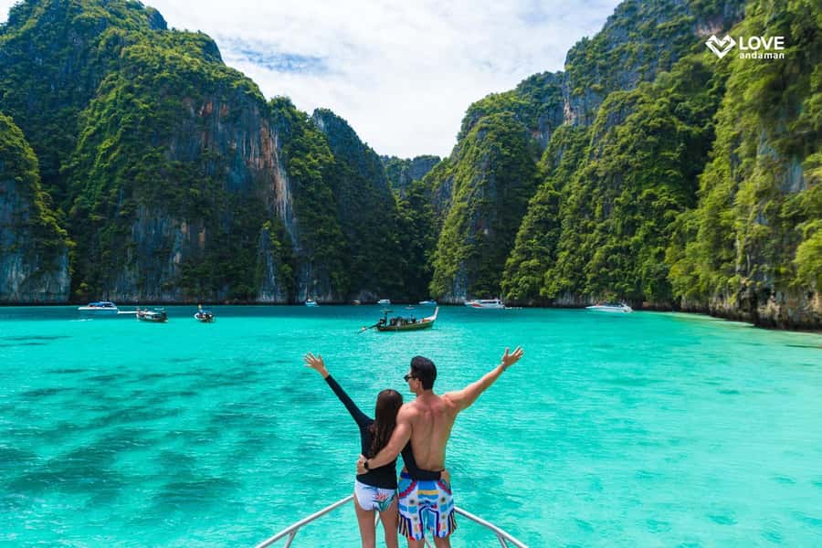 Phuket: Phi Phi Pileh Lagoon Bamboo Island by Speed Boat - Phi Phi Leh, Viking Cave, and the first swim