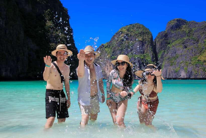 Phuket: PhiPhi, Maya Bay & Khai Island Day Tour with Lunch - Morning pickup and check-in at Roong Siam Pier