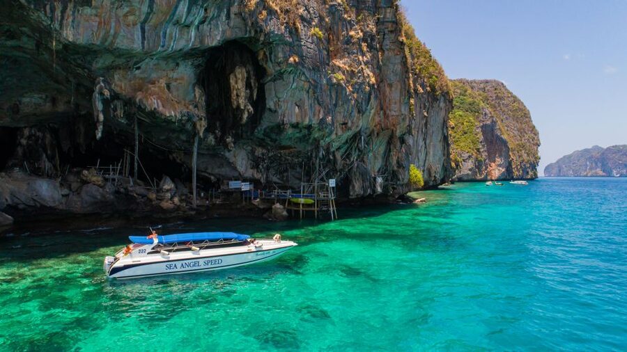 Phuket: Speedboat Day Trip to Phi Phi and Maya Bay - Lo Sama Bay and the Maya Bay reality check