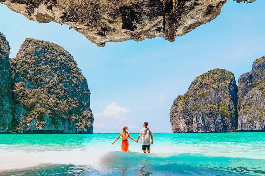 Phuket: Speedboat Day Trip to Phi Phi and Maya Bay - Viking Cave and Phi Phi Don lunch
