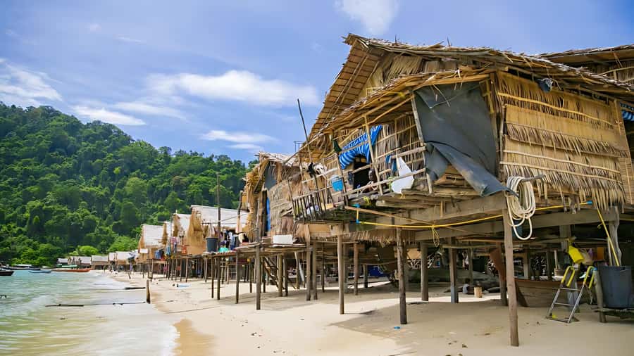 Phuket : Surin Island by Speedboat - A one-hour speedboat ride to the park