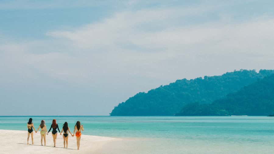 Phuket : Surin Island by Speedboat - Mai Ngam Beach and the second water session