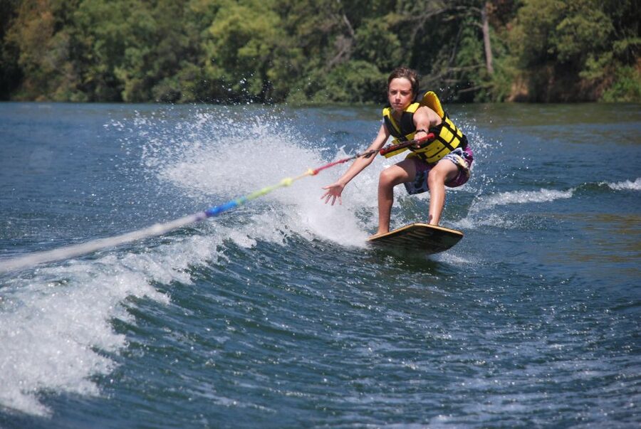 Pinhão: River Douro Speedboat Tour with Water Sports - Choosing the right activity for your group