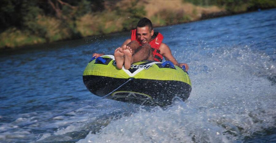 Pinhão: River Douro Speedboat Tour with Water Sports - Why the private format matters