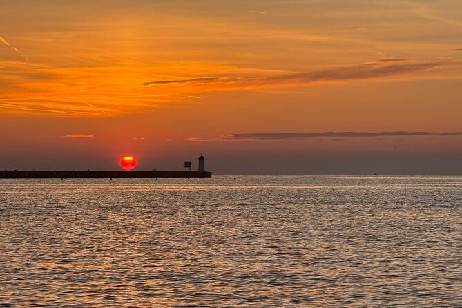 Porec Sunset Shared Cruise on Speedboat with Dolphin Sightseeing - The search for dolphins along the Poreč coast