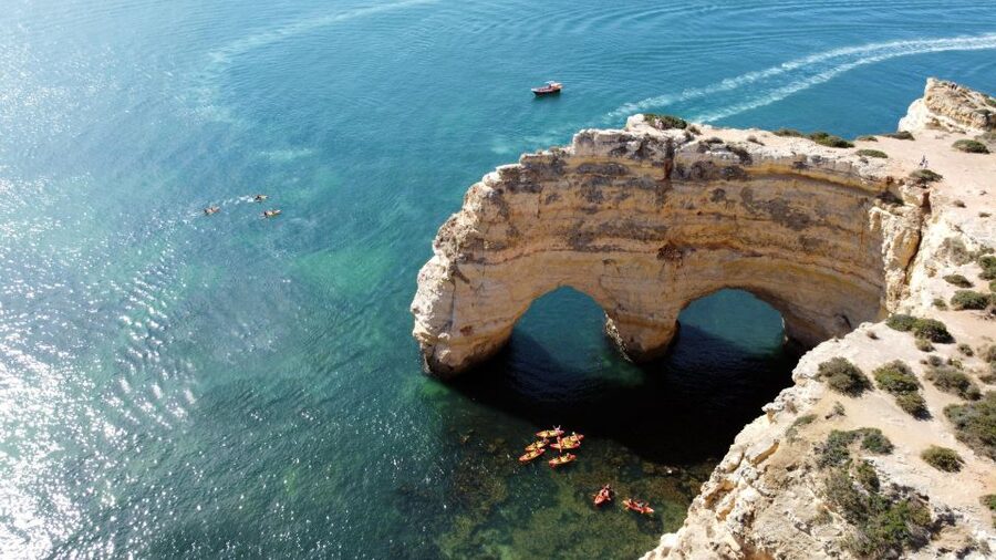 Portimão: Benagil Caves Speedboat and Kayak Guided Tour - Key points at a glance