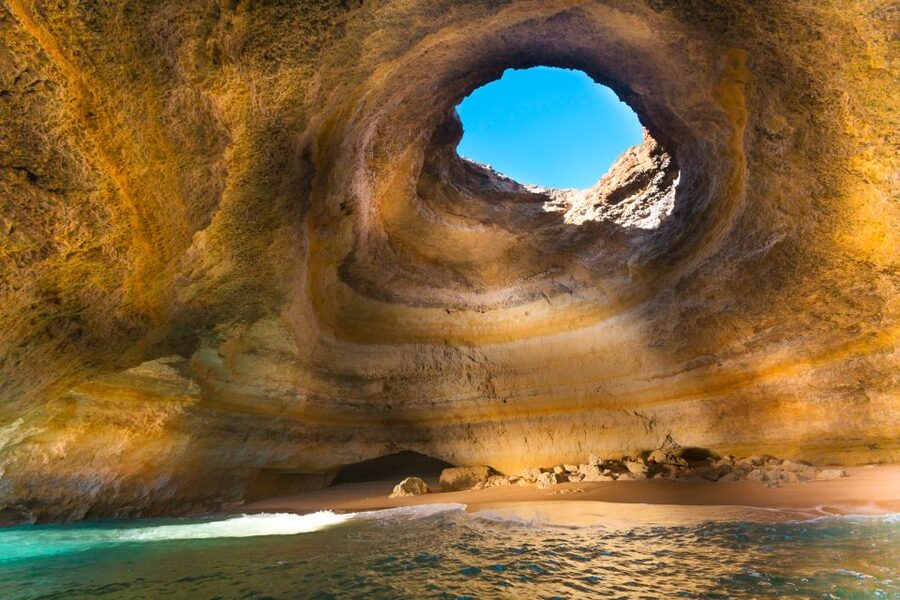 Portimão: Benagil Sea Caves Speedboat Adventure Tour - What the 90-minute route is really like