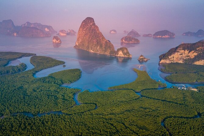Premium James Bond Island By Speedboat from Phuket - James Bond Island, the famous half-hour stop