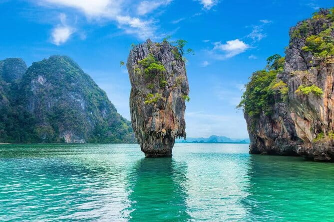 Premium Speedboat Tour: James Bond Island, Phuket - Leaving Phuket early for Ao Por Pier