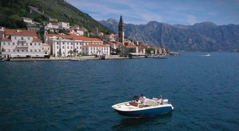 Private 2-hour Our Lady of the Rock & Perast by speedboat - Perast and its baroque waterfront