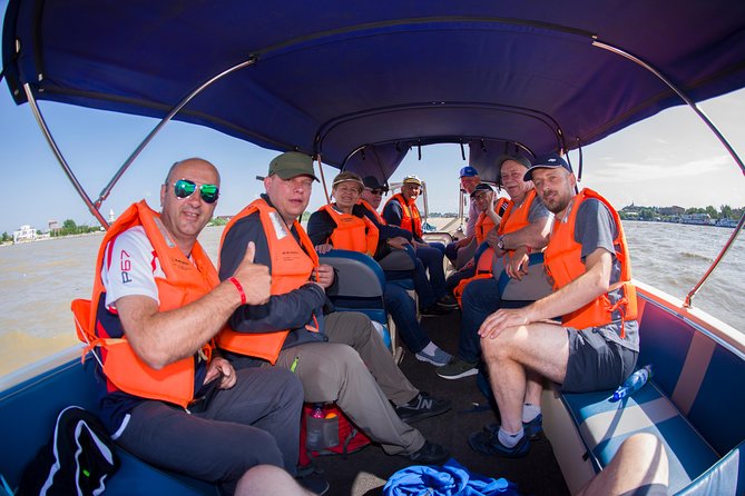 PRIVATE 4-5h speedboat tour to the village Mila23 - What the $520.92 group price really means