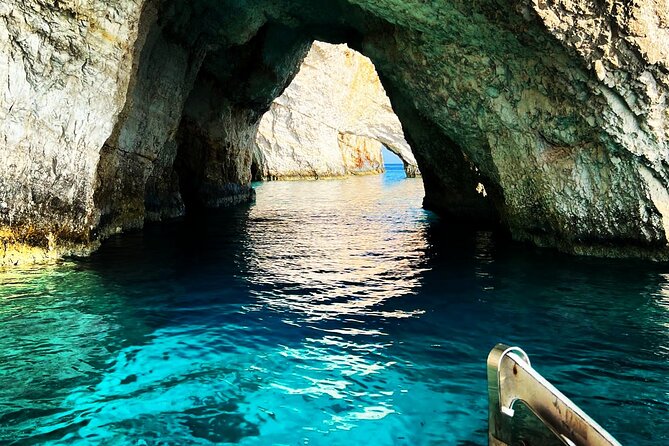 Private 7m 250hp speed boat tour Shipwreck Blue caves up to 8pax - Why this private Zakynthos boat trip works