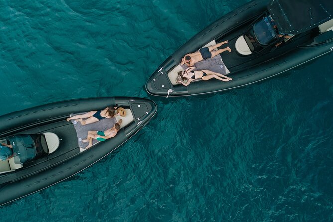 Private Cruise with Speedboat: Kleftiko- Sarakiniko- Sykia cave - Sarakiniko’s white volcanic world