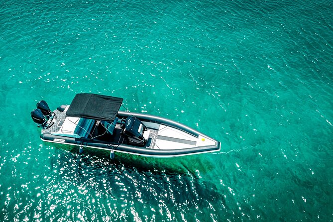 Private Cruise with Speedboat: Kleftiko- Sarakiniko- Sykia cave - What the $1,167.20 group price really buys
