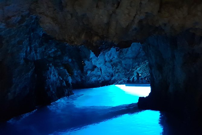 Private Custom Island Hopping Speedboat Tour from Hvar - Green Cave on Ravnik: a short first stop
