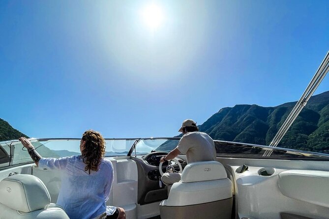 Private Guided Tour by Speedboat on Lake Como from 1H to 4H - Returning through Bellagio, Villa Melzi, and Lezzeno