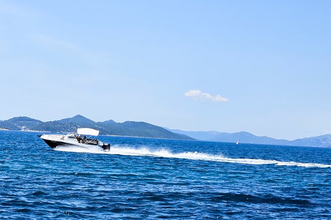 Private Local Guided Speedboat Tour in Dubrovnik Archipelago - Leaving Dubrovnik for the Elaphite Islands