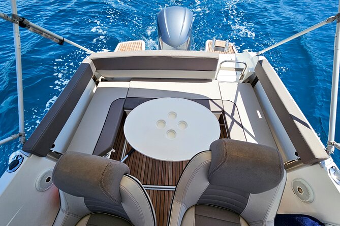 Private Local Guided Speedboat Tour in Dubrovnik Archipelago - Lopud village, beaches, cafes, and lunch choices