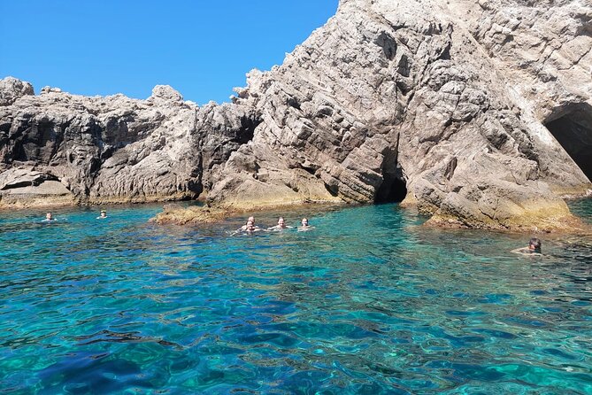 Private luxury speedboat tour-Islands, caves, beaches, snorkeling - Mljet makes an eight-hour day a different experience