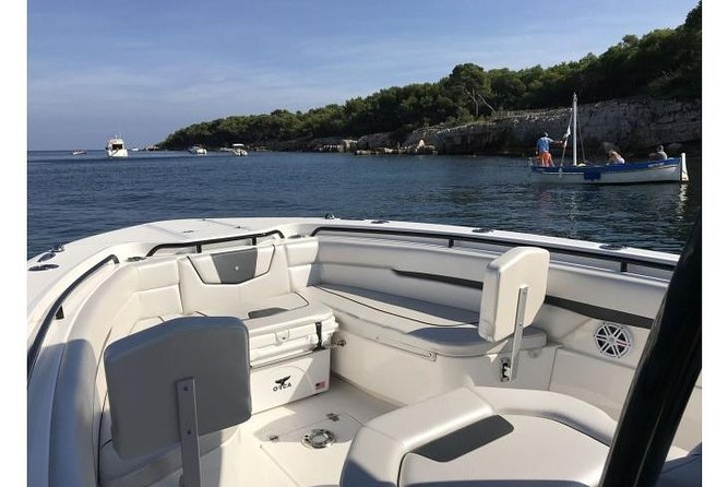 Private New Powerboat to St John & LimeOut. Full Day USVI - Who will get the most from this charter