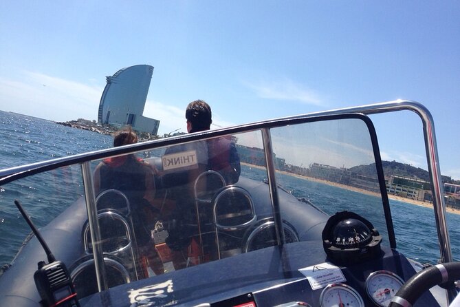 Private One Hour Powerboat trip with lots of high speed fun - Drinks, snacks, and the social side