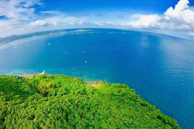 Private Panoramic view of South Phu Quoc and Snorkeling by speedboat - The Hon Thom cable car adds a second kind of sightseeing