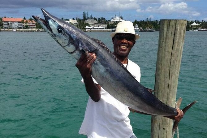 Private Speed Boat for Snorkeling or Fishing in Nassau - 34ft - Beaches, Paradise Island, and Gilligan’s Island