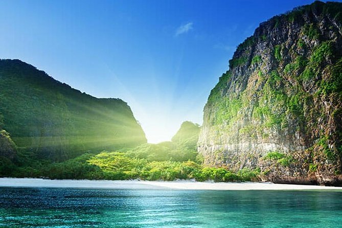 Private Speed Boat Phi Phi Islands Fully Customized Tour - The captain, the guide, and the value of a private group
