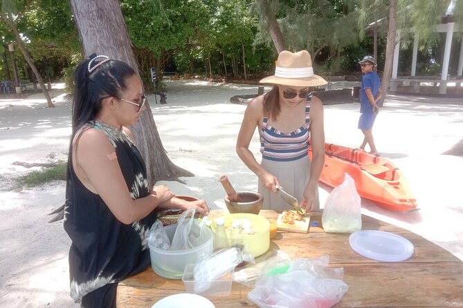 Private Speed Boat to Phi Phi Island from Phuket - Starting at Phuket Boat Lagoon Marina at 7:30 a.m.
